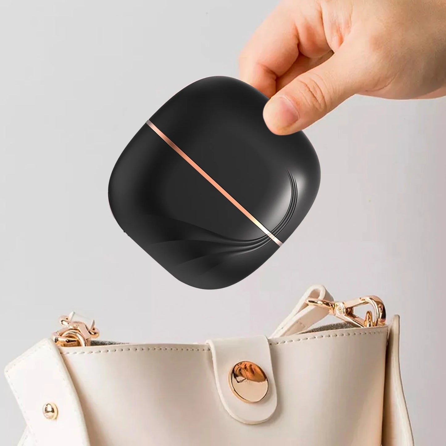 Wireless hair straightener